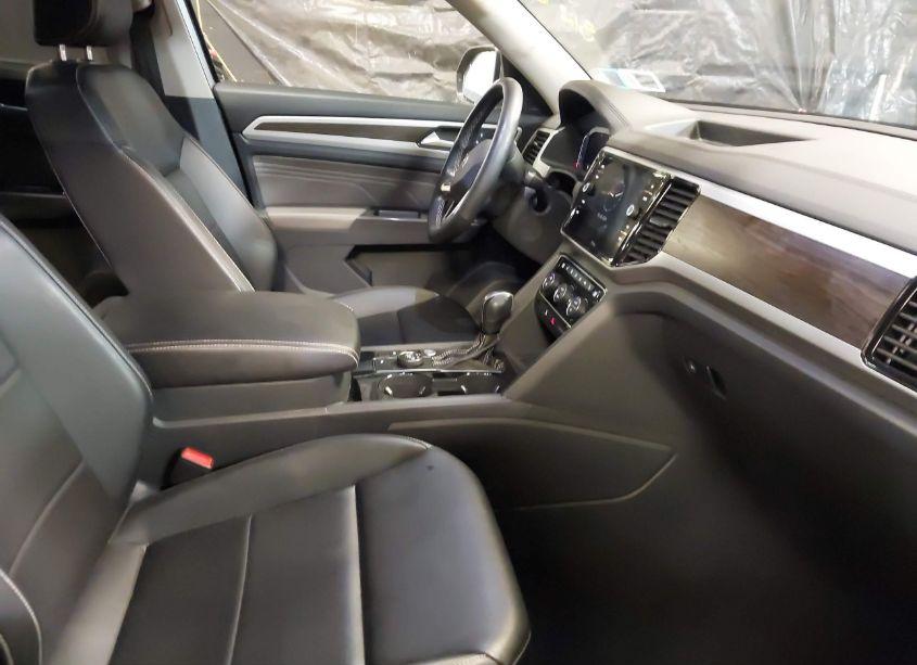 Photo 5 of 2022 Volkswagen Atlas 3.6L V6 SE W/TECHNOLOGY (VIN 1V2HR2CA7NC548560)