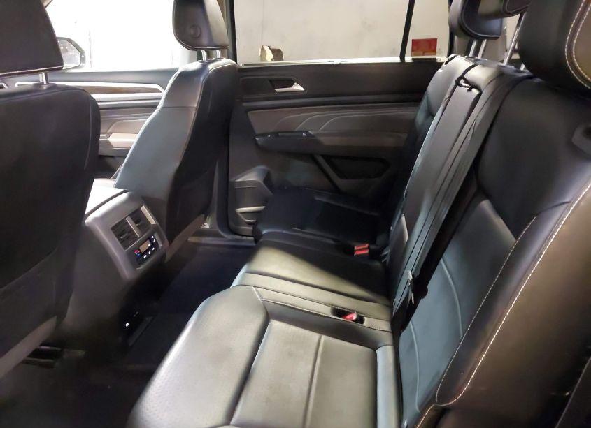 Photo 8 of 2022 Volkswagen Atlas 3.6L V6 SE W/TECHNOLOGY (VIN 1V2HR2CA7NC548560)