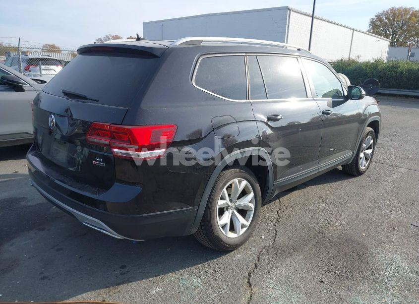 Photo 4 of 2018 Volkswagen Atlas 3.6L V6 LAUNCH EDITION (VIN 1V2HR2CA8JC500429)