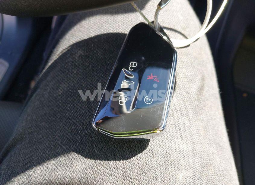 Photo 11 of 2024 Volkswagen Atlas 2.0T SE W/TECHNOLOGY (VIN 1V2HR2CA8RC580455)