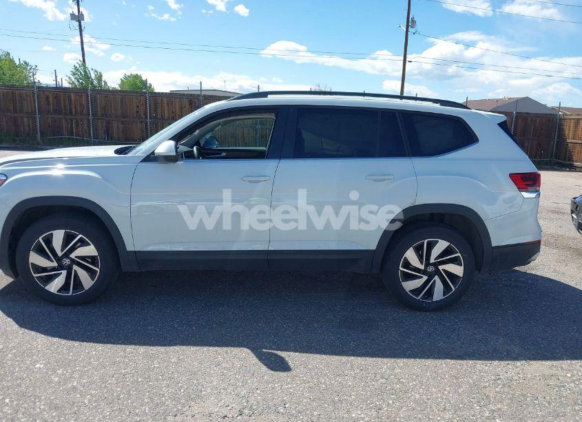 Photo 14 of 2024 Volkswagen Atlas 2.0T SE W/TECHNOLOGY (VIN 1V2HR2CA8RC580455)