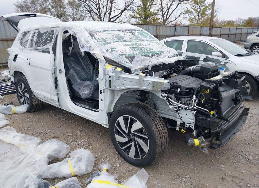 2024 Volkswagen Atlas 2.0T SE W/TECHNOLOGY (VIN 1V2HR2CA8RC587941) main photo