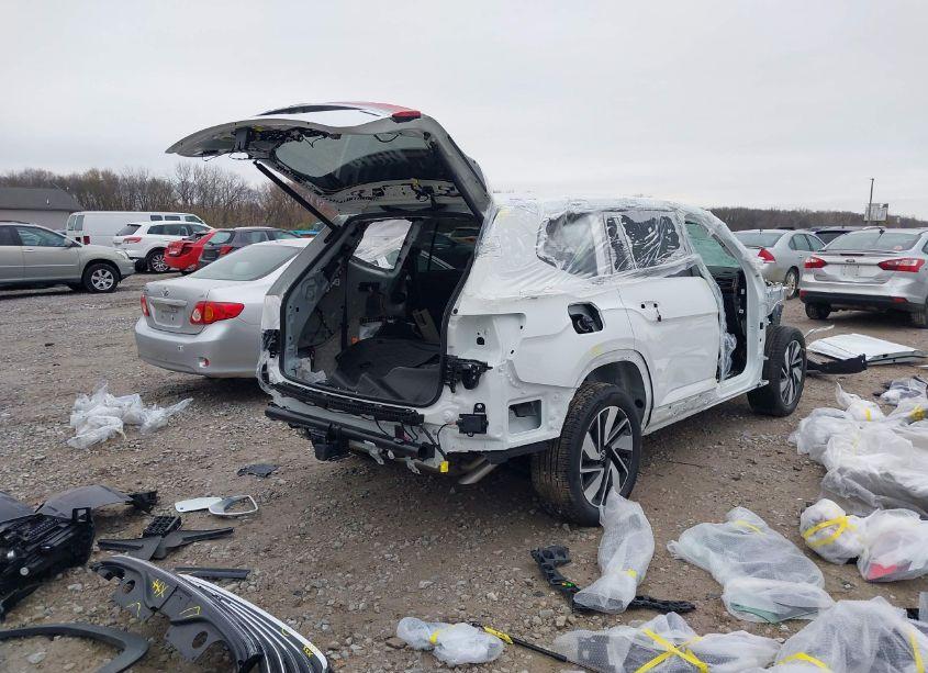 Photo 4 of 2024 Volkswagen Atlas 2.0T SE W/TECHNOLOGY (VIN 1V2HR2CA8RC587941)