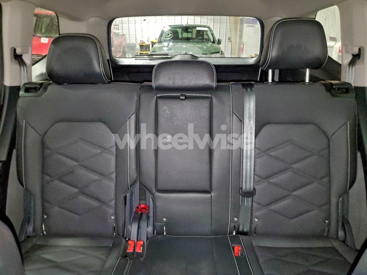 Photo 10 of 2025 VOLKSWAGEN ATLAS SE (VIN 1V2HR2CA8SC531150)