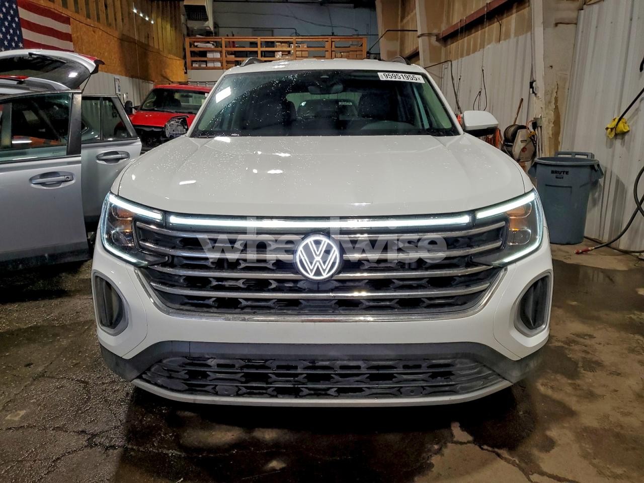 Photo 5 of 2025 VOLKSWAGEN ATLAS SE (VIN 1V2HR2CA8SC531150)