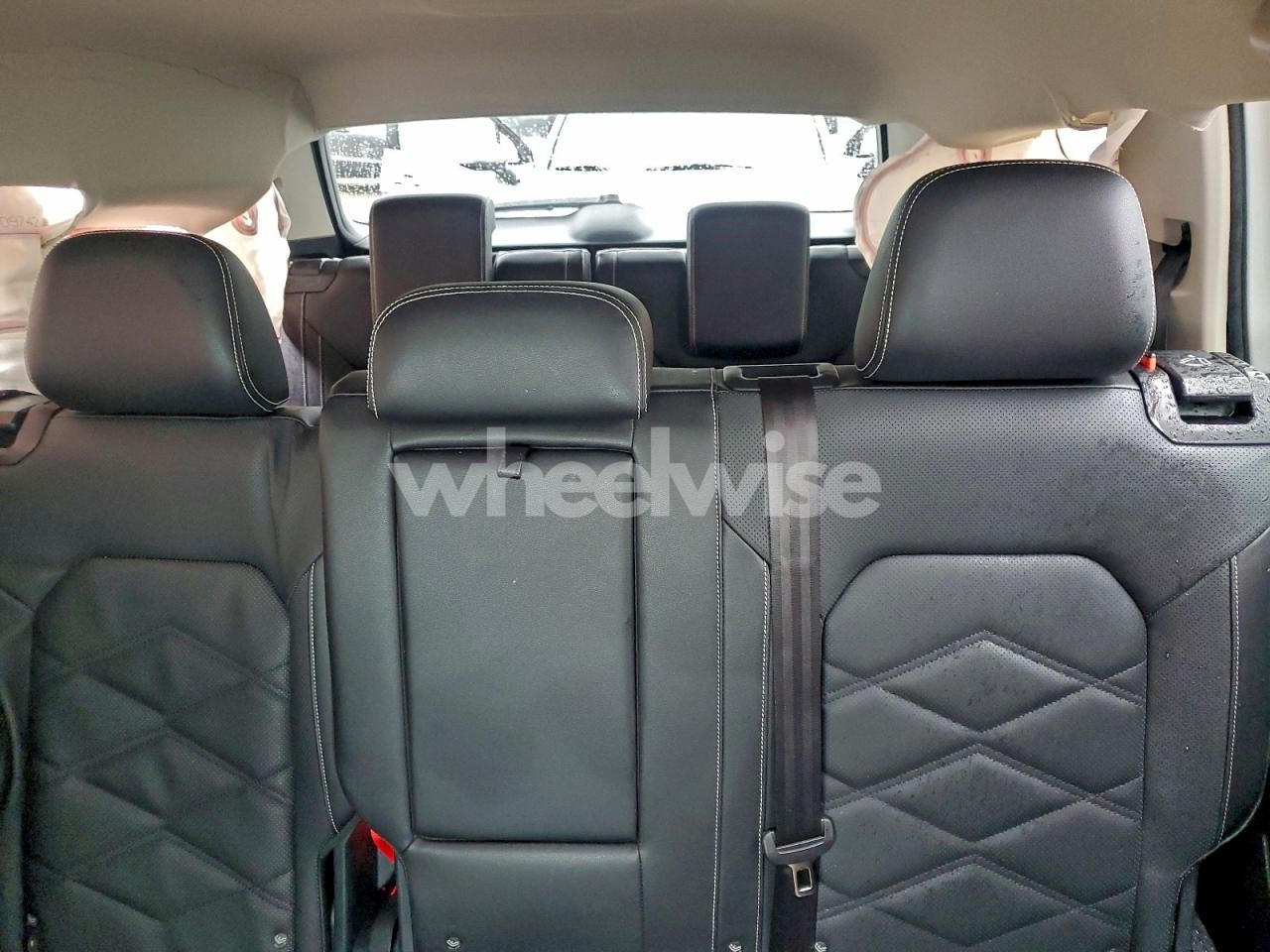 Photo 10 of 2025 VOLKSWAGEN ATLAS SE (VIN 1V2HR2CA8SC533741)