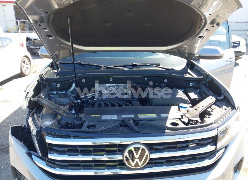 Photo 10 of 2022 Volkswagen Atlas 3.6L V6 SE W/TECHNOLOGY (VIN 1V2HR2CA9NC518394)