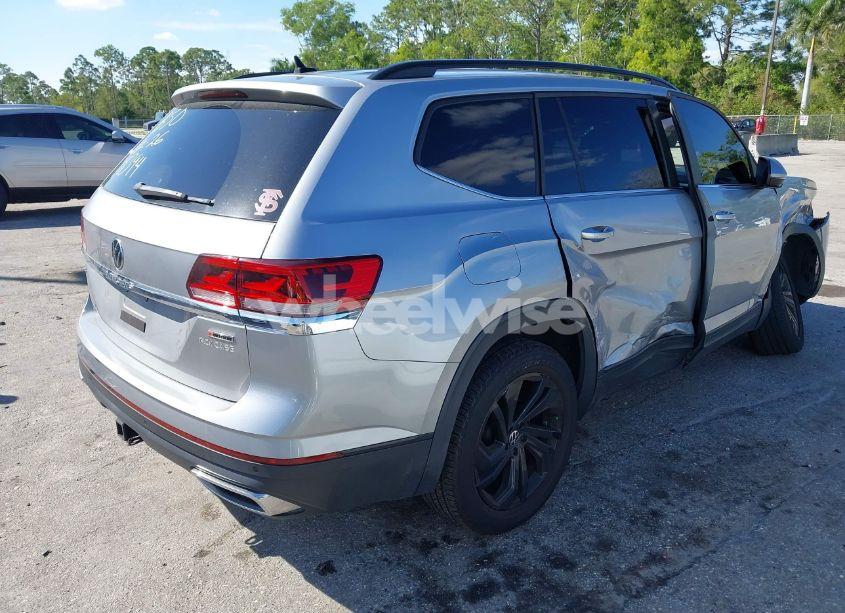 Photo 4 of 2022 Volkswagen Atlas 3.6L V6 SE W/TECHNOLOGY (VIN 1V2HR2CA9NC518394)