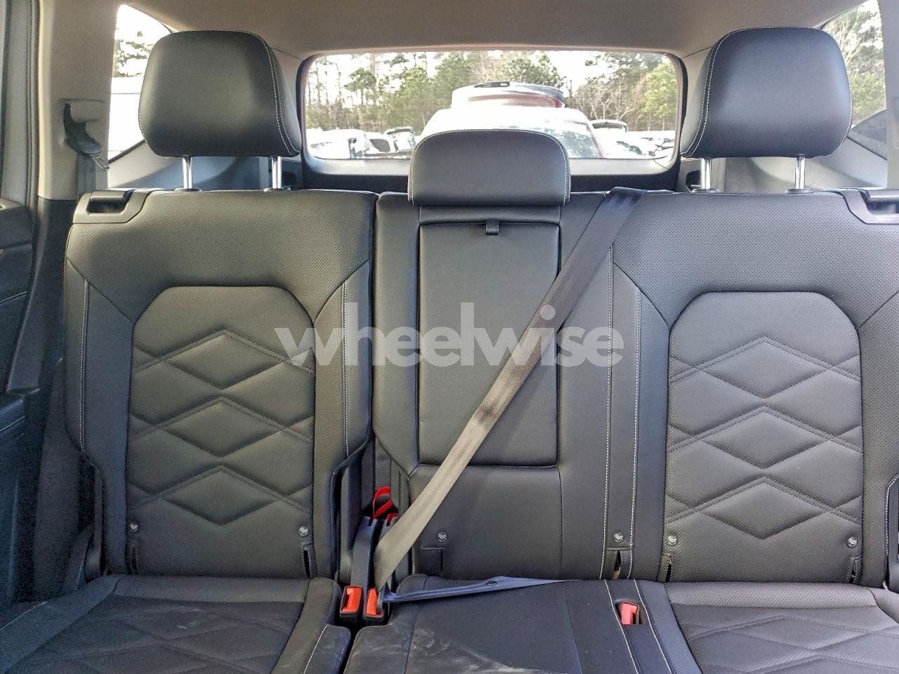 Photo 10 of 2025 VOLKSWAGEN ATLAS SE (VIN 1V2HR2CA9SC533652)