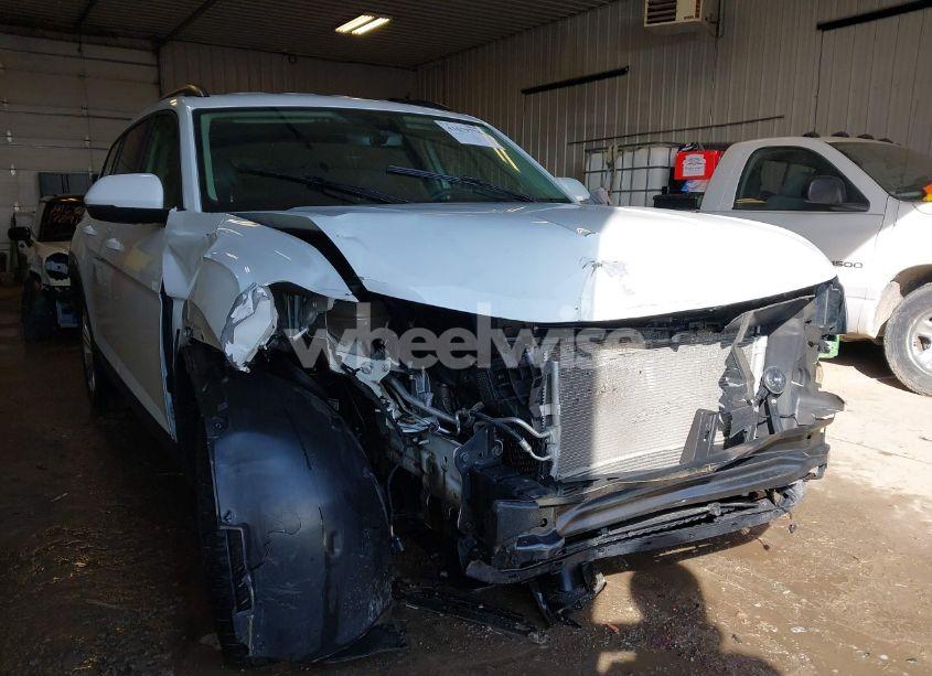 2021 Volkswagen Atlas 3.6L V6 SE W/TECHNOLOGY (VIN 1V2HR2CAXMC540824) main photo