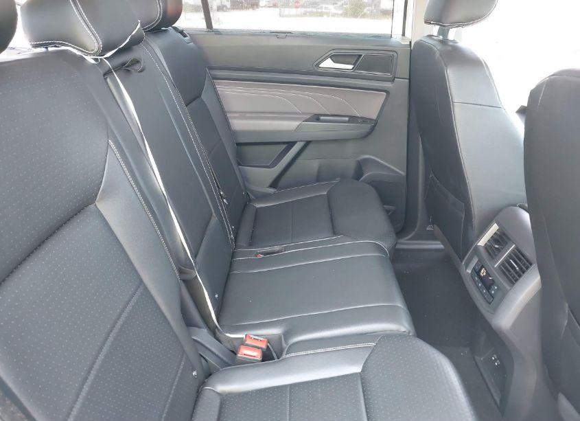 Photo 8 of 2021 Volkswagen Atlas 3.6L V6 SE W/TECHNOLOGY (VIN 1V2HR2CAXMC549183)