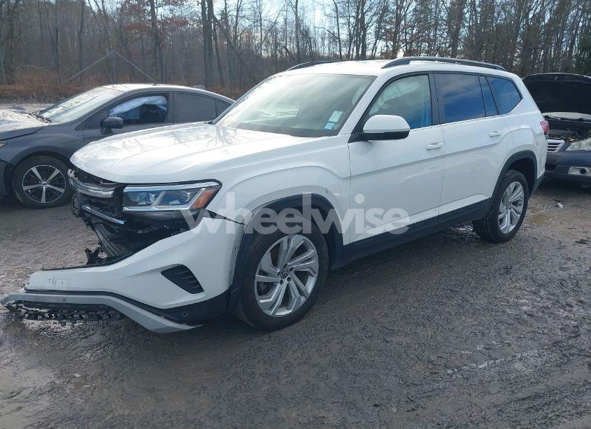 Photo 2 of 2021 Volkswagen Atlas 3.6L V6 SE W/TECHNOLOGY (VIN 1V2HR2CAXMC568493)