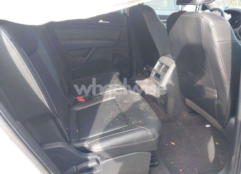 Photo 8 of 2021 Volkswagen Atlas 3.6L V6 SE W/TECHNOLOGY (VIN 1V2HR2CAXMC568493)