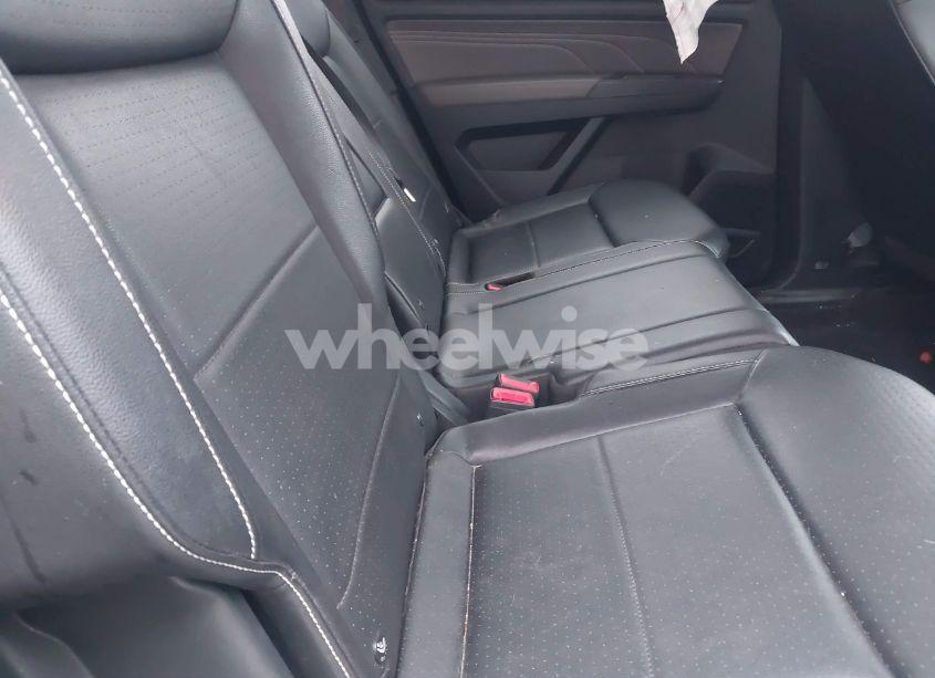 Photo 8 of 2021 Volkswagen Atlas 3.6L V6 SE W/TECHNOLOGY (VIN 1V2HR2CAXMC573645)