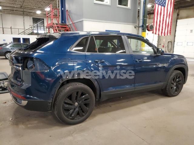 Photo 3 of 2022 VOLKSWAGEN ATLAS CROSS SPORT SE (VIN 1V2HR2CAXPC517337)