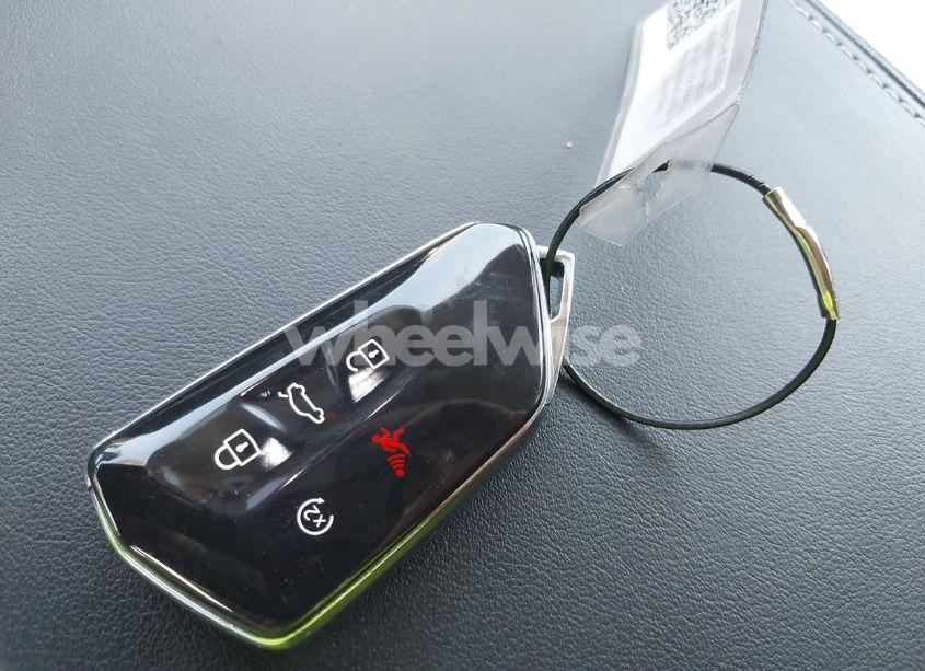 Photo 11 of 2024 Volkswagen Atlas 2.0T SE W/TECHNOLOGY (VIN 1V2HR2CAXRC528423)