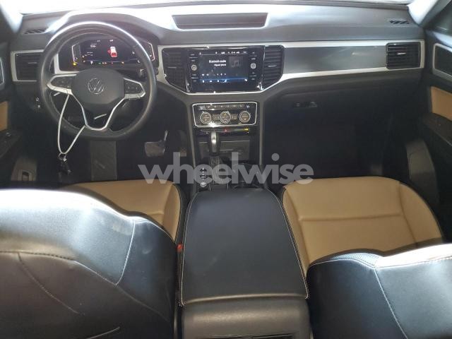 Photo 2 of 2023 VOLKSWAGEN ATLAS CROSS SPORT SE (VIN 1V2JE2CA2PC206921)