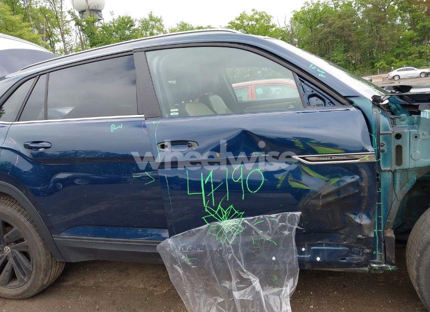 Photo 13 of 2022 Volkswagen Atlas CROSS SPORT 3.6L V6 SE W/TECHNOLOGY (VIN 1V2JE2CA4NC205458)