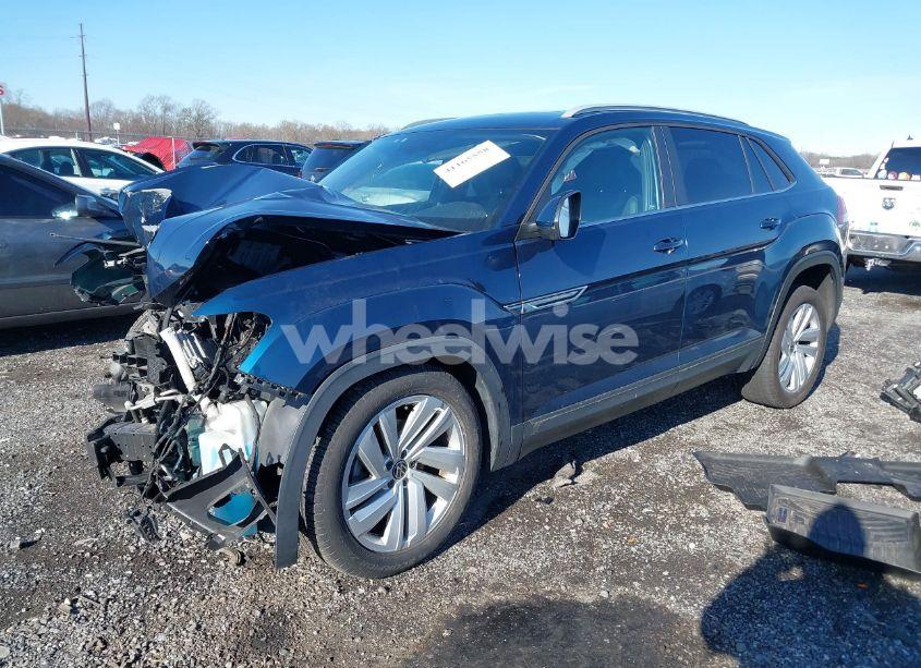Photo 2 of 2021 Volkswagen Atlas CROSS SPORT 3.6L V6 SE W/TECHNOLOGY (VIN 1V2JE2CA5MC206701)