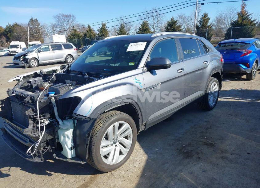 Photo 2 of 2021 Volkswagen Atlas CROSS SPORT 3.6L V6 SE W/TECHNOLOGY (VIN 1V2JE2CA6MC219358)