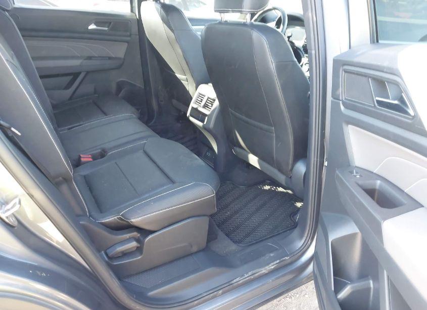 Photo 8 of 2023 Volkswagen Atlas CROSS SPORT 3.6L V6 SE W/TECHNOLOGY (VIN 1V2JE2CA8PC226431)