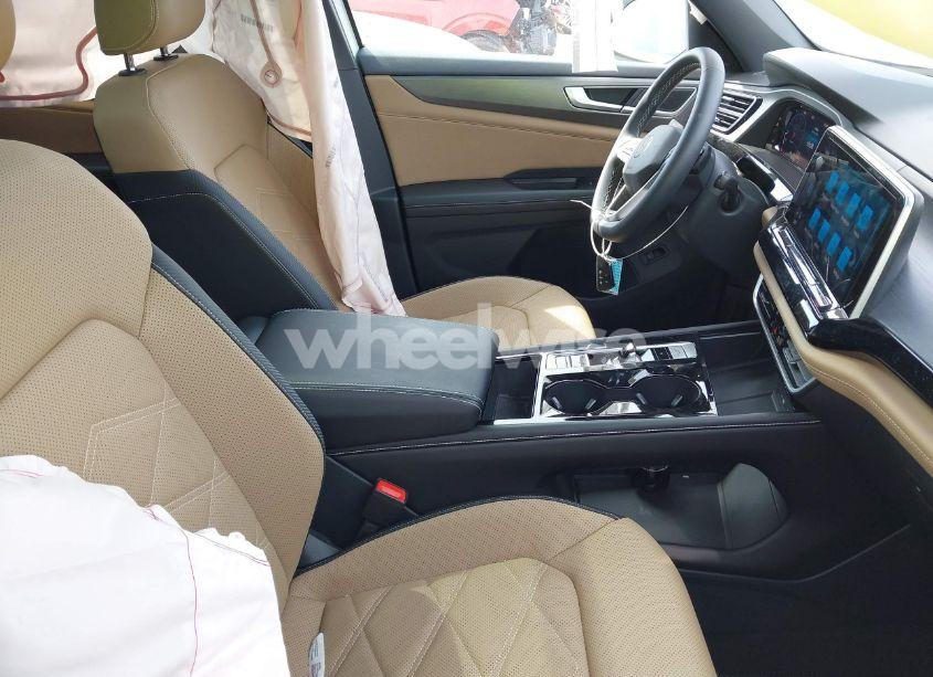 Photo 5 of 2024 Volkswagen Atlas CROSS SPORT 2.0T SE W/TECHNOLOGY (VIN 1V2JE2CA8RC212273)