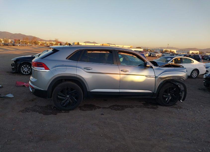 Photo 14 of 2022 Volkswagen Atlas CROSS SPORT 3.6L V6 SE W/TECHNOLOGY (VIN 1V2JE2CA9NC201759)