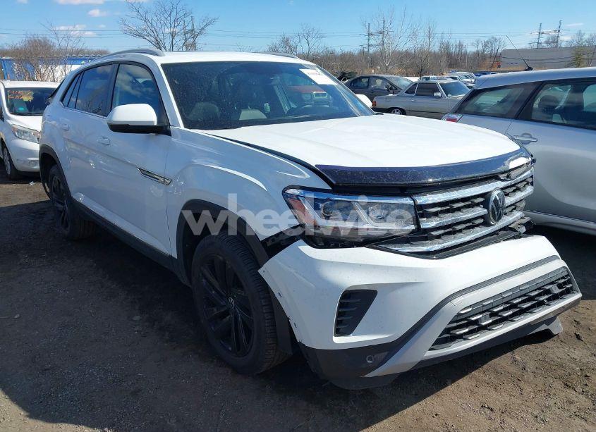 2022 Volkswagen Atlas CROSS SPORT 3.6L V6 SE W/TECHNOLOGY (VIN 1V2JE2CAXNC211975) main photo