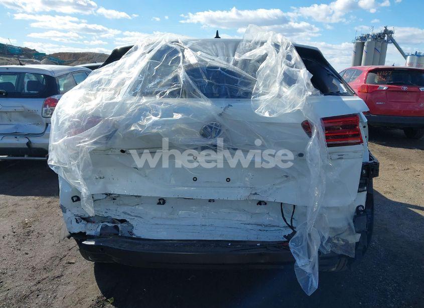 Photo 16 of 2022 Volkswagen Atlas CROSS SPORT 3.6L V6 SE W/TECHNOLOGY (VIN 1V2JE2CAXNC211975)