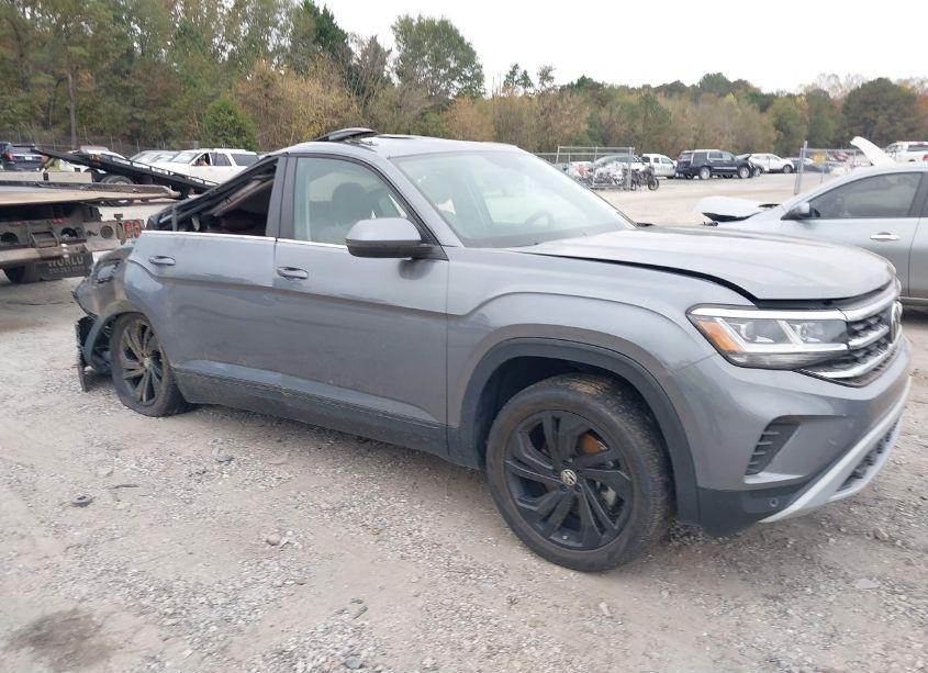 2022 Volkswagen Atlas 3.6L V6 SE W/TECHNOLOGY (VIN 1V2JR2CA0NC511870) main photo