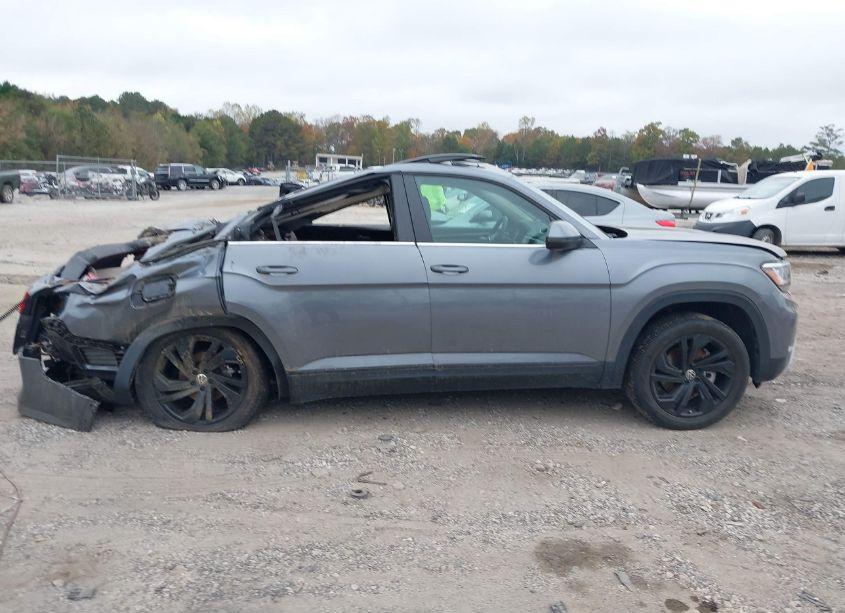 Photo 13 of 2022 Volkswagen Atlas 3.6L V6 SE W/TECHNOLOGY (VIN 1V2JR2CA0NC511870)