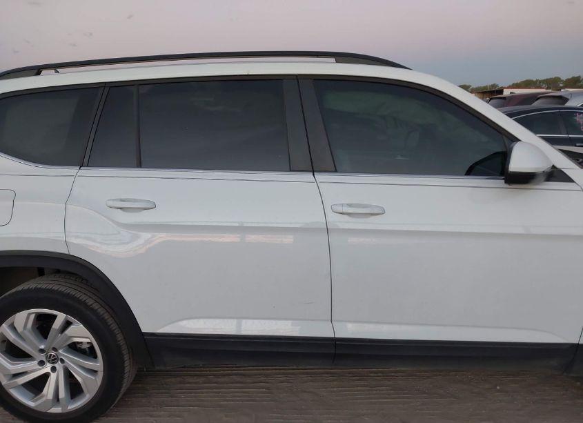 Photo 13 of 2023 Volkswagen Atlas 3.6L V6 SE W/TECHNOLOGY (VIN 1V2JR2CA1PC520905)