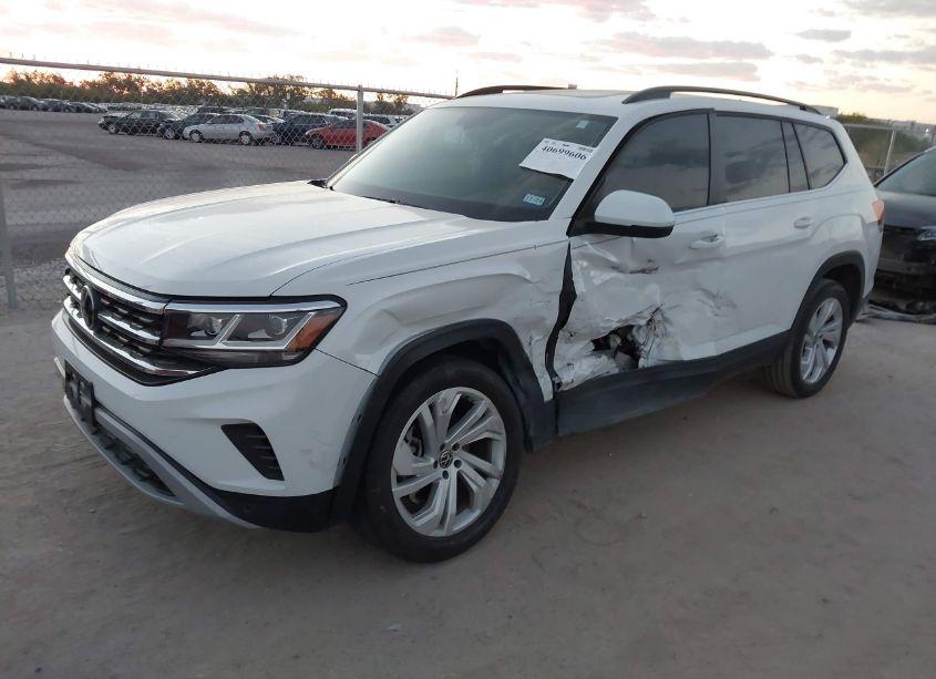 Photo 2 of 2023 Volkswagen Atlas 3.6L V6 SE W/TECHNOLOGY (VIN 1V2JR2CA1PC520905)