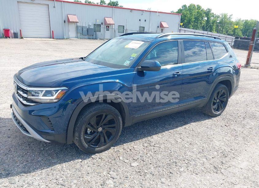 Photo 2 of 2022 Volkswagen Atlas 3.6L V6 SE W/TECHNOLOGY (VIN 1V2JR2CA5NC533766)