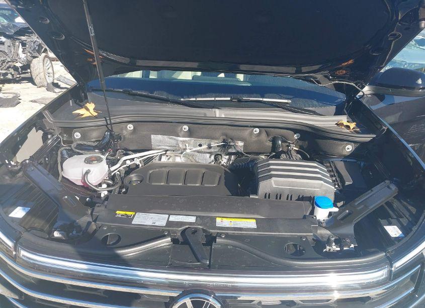 Photo 10 of 2024 Volkswagen Atlas 2.0T SE W/TECHNOLOGY (VIN 1V2JR2CA5RC611906)