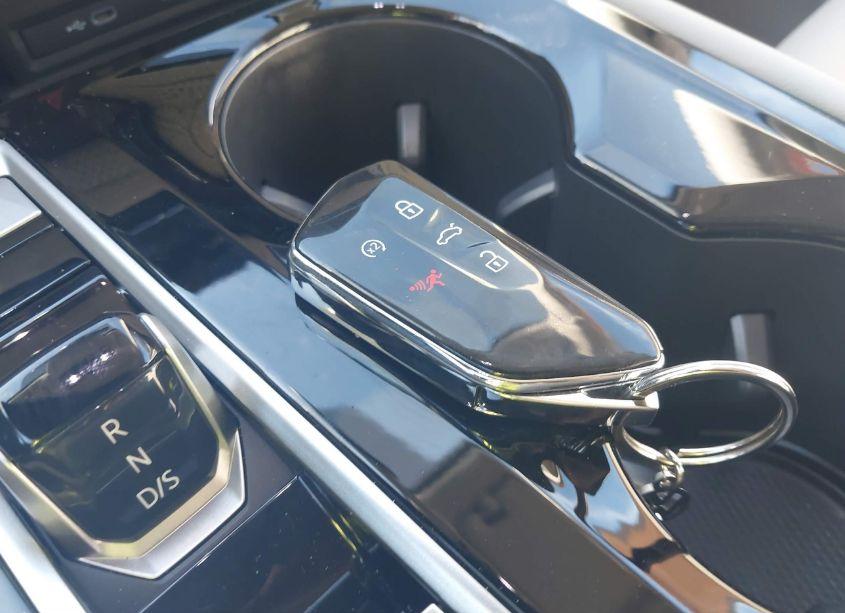 Photo 11 of 2024 Volkswagen Atlas 2.0T SE W/TECHNOLOGY (VIN 1V2JR2CA5RC611906)