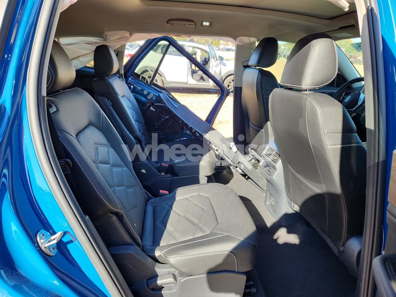 Photo 11 of 2025 VOLKSWAGEN ATLAS SE (VIN 1V2JR2CA5SC541846)