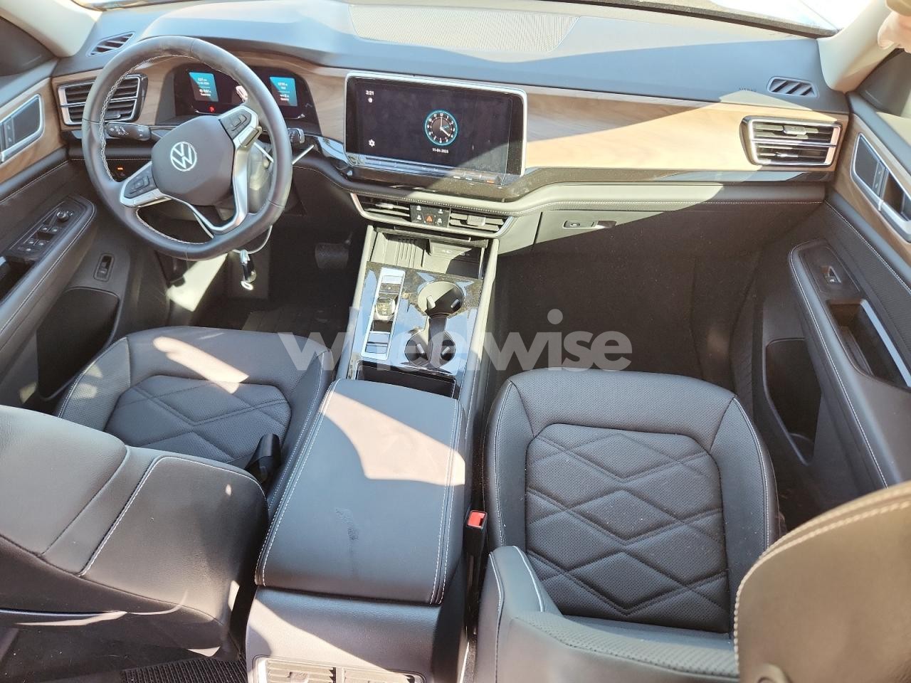 Photo 8 of 2025 VOLKSWAGEN ATLAS SE (VIN 1V2JR2CA5SC541846)