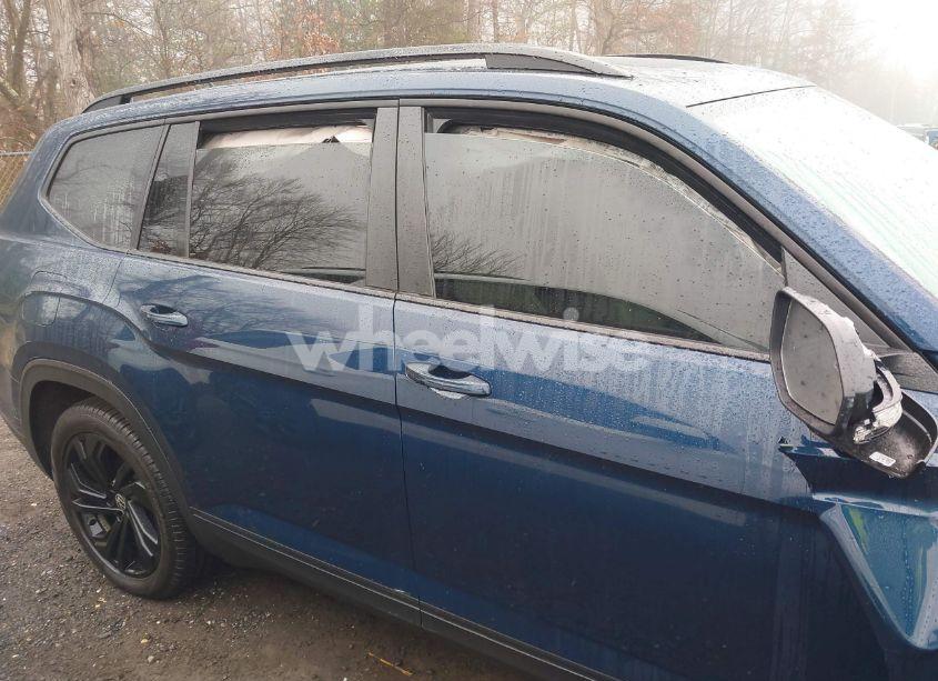 Photo 14 of 2023 Volkswagen Atlas 3.6L V6 SE W/TECHNOLOGY (VIN 1V2JR2CA6PC543788)