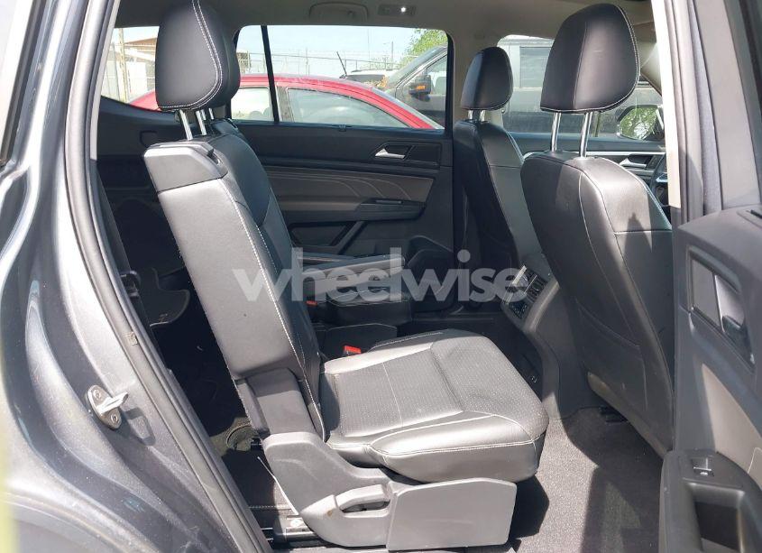 Photo 8 of 2022 Volkswagen Atlas 3.6L V6 SE W/TECHNOLOGY (VIN 1V2JR2CA7NC523045)