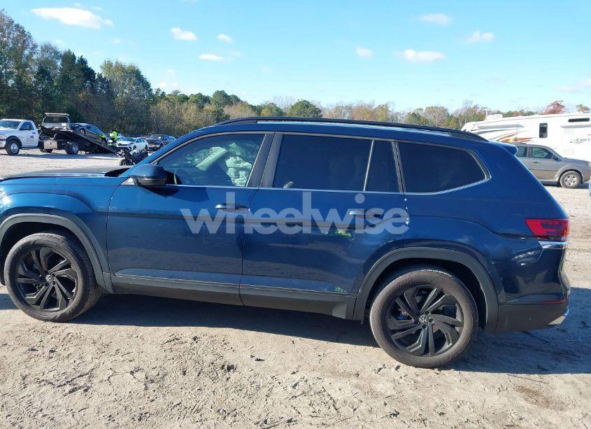 Photo 14 of 2022 Volkswagen Atlas 3.6L V6 SE W/TECHNOLOGY (VIN 1V2JR2CA7NC544557)