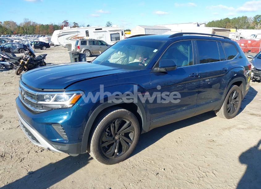 Photo 2 of 2022 Volkswagen Atlas 3.6L V6 SE W/TECHNOLOGY (VIN 1V2JR2CA7NC544557)