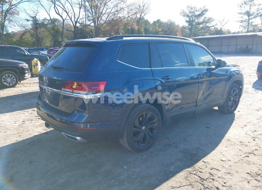 Photo 4 of 2022 Volkswagen Atlas 3.6L V6 SE W/TECHNOLOGY (VIN 1V2JR2CA7NC544557)