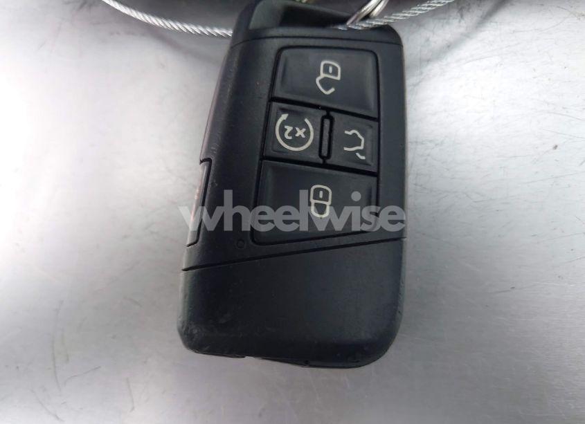 Photo 11 of 2021 Volkswagen Atlas 3.6L V6 SE W/TECHNOLOGY (VIN 1V2JR2CA9MC547054)