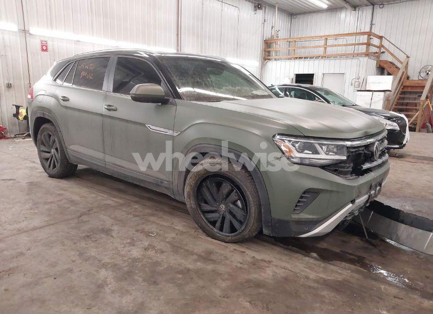 2022 Volkswagen Atlas CROSS SPORT 2.0T SE W/TECHNOLOGY (VIN 1V2KC2CA3NC207745) main photo