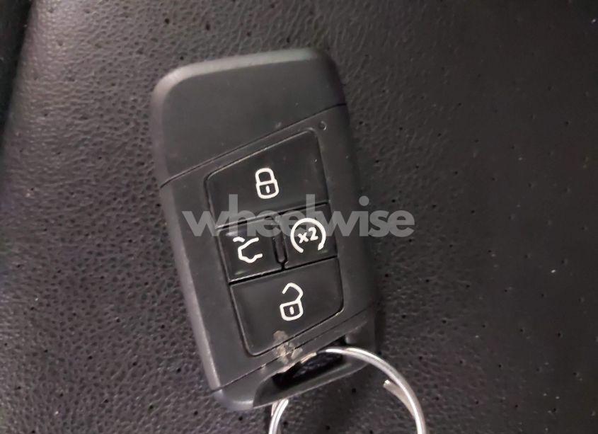 Photo 11 of 2022 Volkswagen Atlas CROSS SPORT 2.0T SE W/TECHNOLOGY (VIN 1V2KC2CA3NC207745)