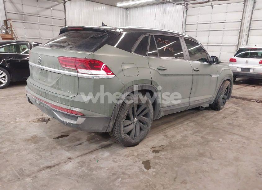 Photo 4 of 2022 Volkswagen Atlas CROSS SPORT 2.0T SE W/TECHNOLOGY (VIN 1V2KC2CA3NC207745)