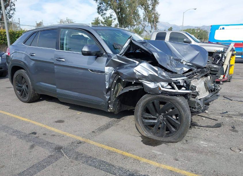 2022 Volkswagen Atlas CROSS SPORT 2.0T SE W/TECHNOLOGY (VIN 1V2KC2CA5NC220934) main photo