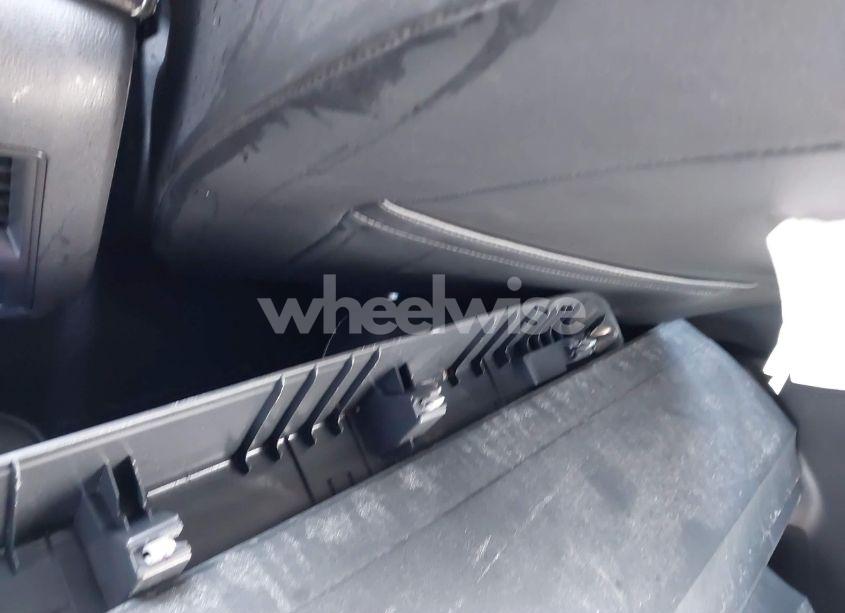 Photo 8 of 2021 Volkswagen Atlas CROSS SPORT 3.6L V6 SE W/TECHNOLOGY (VIN 1V2KE2CA0MC231882)