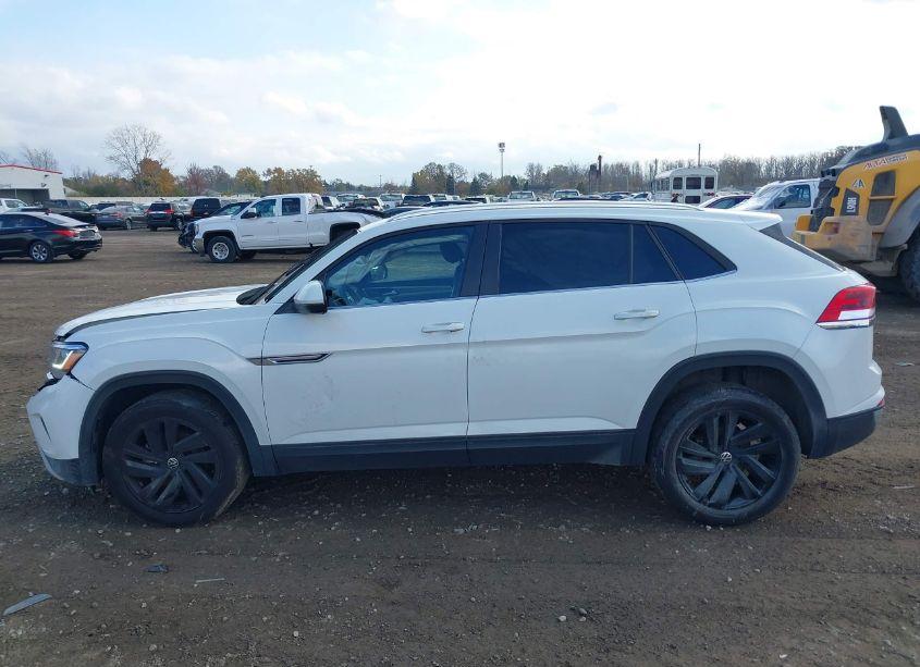 Photo 14 of 2023 Volkswagen Atlas CROSS SPORT 3.6L V6 SE W/TECHNOLOGY (VIN 1V2KE2CA0PC218053)